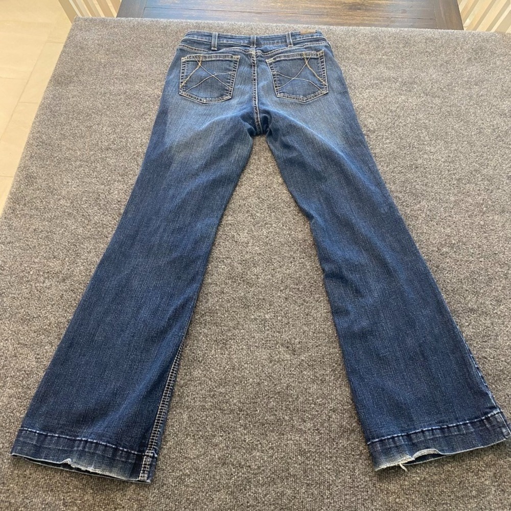 Ariat High Rise Denim Slim Trouser Jeans Womens Size 30x32 Faded Whiskered - Picture 12 of 13